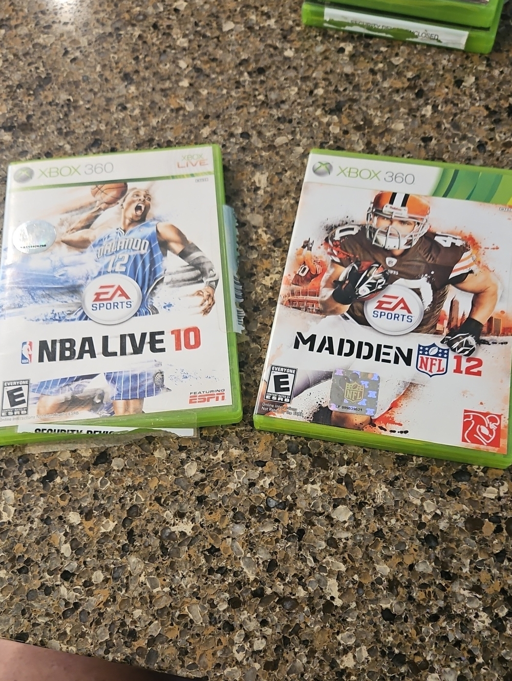 NBA Live 10 & Madden NFL 12 Xbox 360 Games